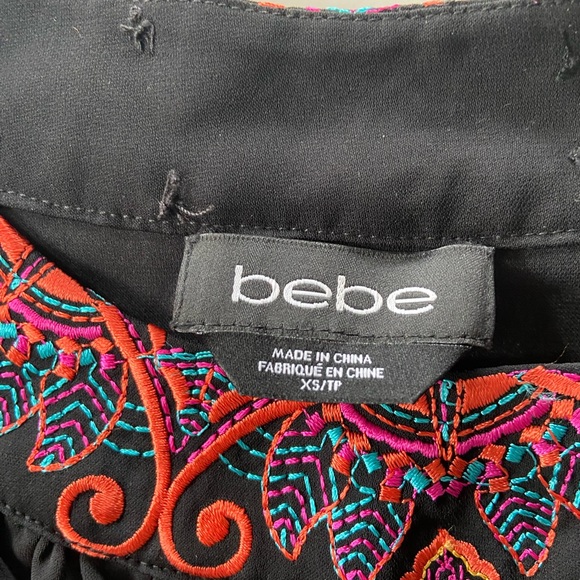 XS Bebe Colorful Keyhole Top - Picture 3 of 6